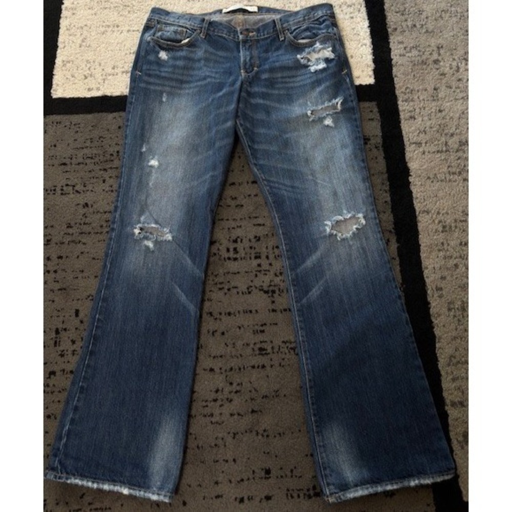Abercrombie & Fitch Distressed Bootcut Jeans Size 12R Medium Wash Denim W31 L33 - Picture 8 of 10